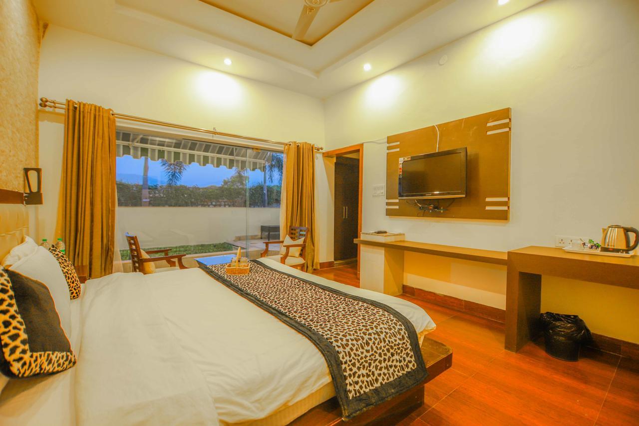 V Resorts Rajaji National Park Rishīkesh Buitenkant foto