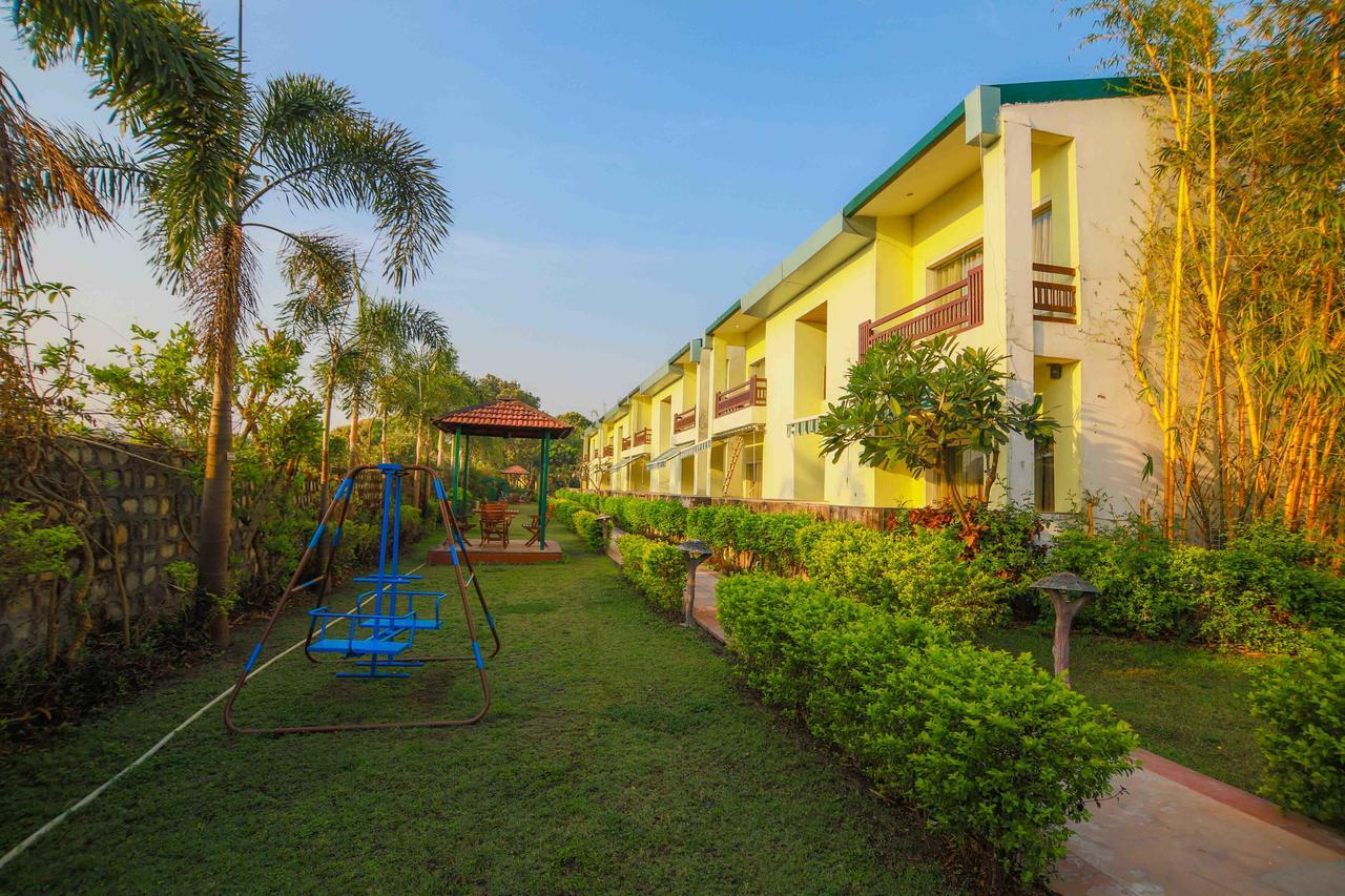 V Resorts Rajaji National Park Rishīkesh Buitenkant foto